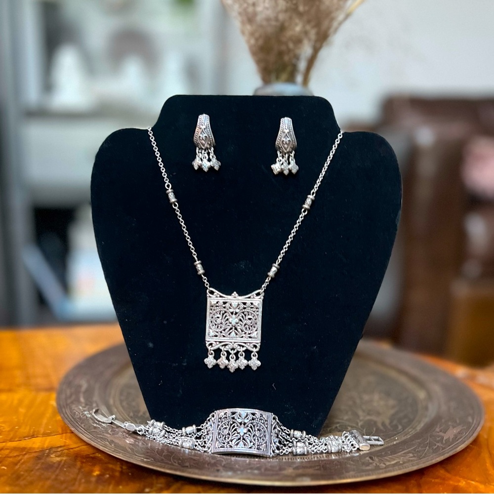 Brighton Necklace, Bracelet & Earring Set - Antique Silver